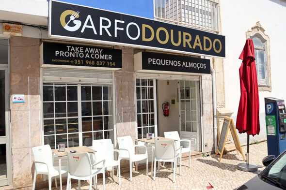 Garfo Dourado