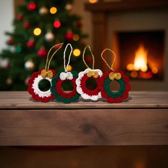 Mini Grinaldas de Natal em Amigurumi