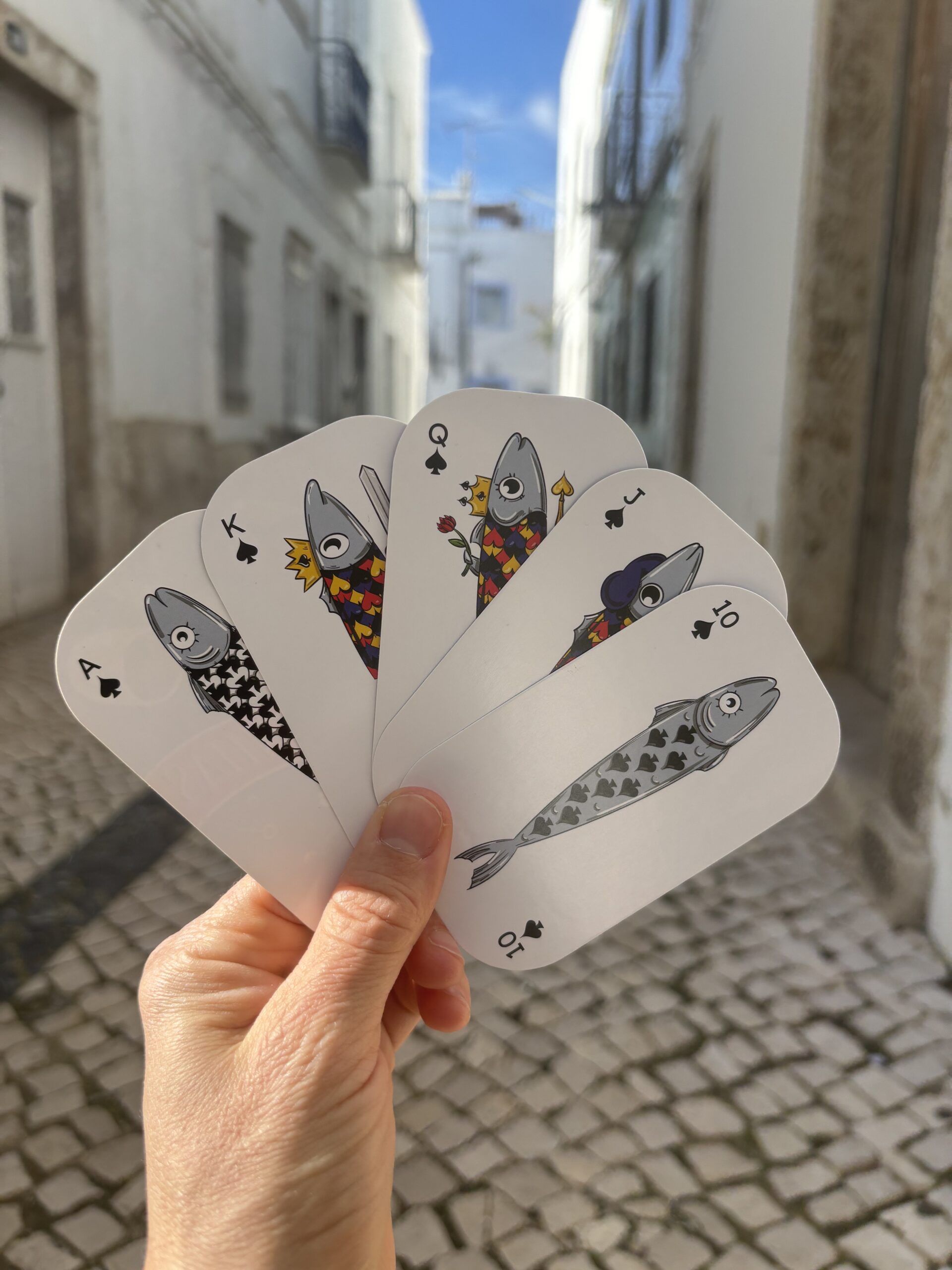 Baralho de cartas em lata de sardinha - Imagem de 5
